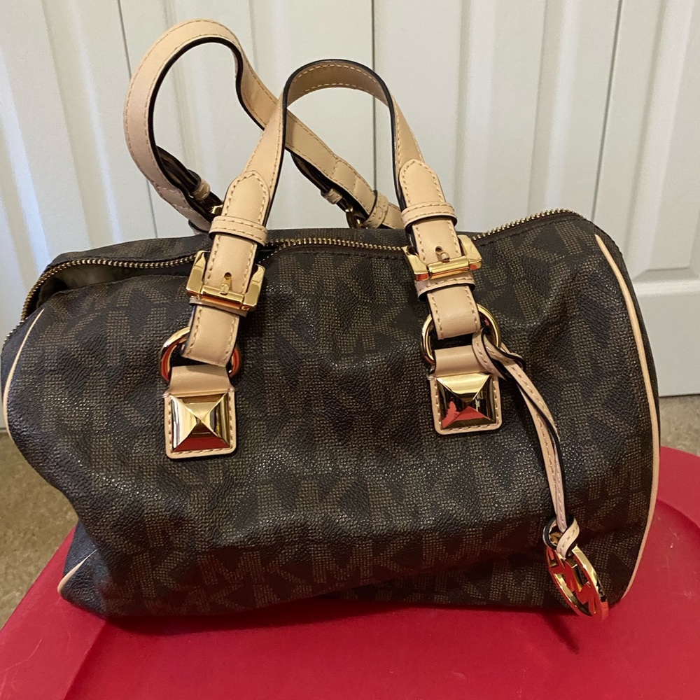 Michael Kors gentle used handbag.